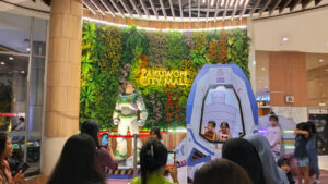Yuk Intip Serunya Acara Liburan Sekolah Bertemakan Disney di Pakuwon Mall Surabaya!